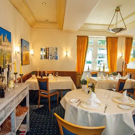 Akzent Hotel-restaurant 3* ドルステン