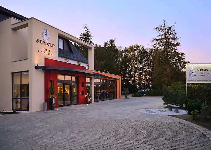 מלון Akzent Hotel-restaurant 3*